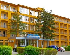 Khách sạn Tomis (Mamaia, Romania)