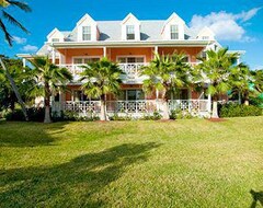 Hotel Valentines Resort & Marina (Dunmore Town, Bahamas)