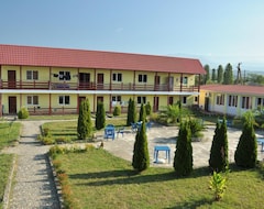 Khách sạn Mini-Hotel Abkhazskiy Dvorik (Gagra, Georgia)