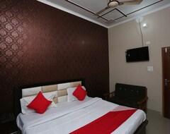 OYO 35382 Hotel Moon Light (Roorkee, India)