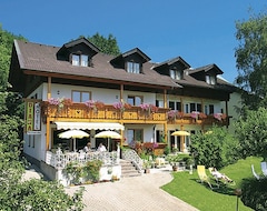 Khách sạn Hotel Diana (Pörtschach, Áo)