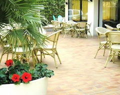 Khách sạn Costaverde (Cesenatico, Ý)
