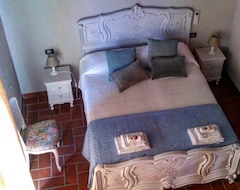 Bed & Breakfast I Grappoli Divini (Viarigi, Ý)