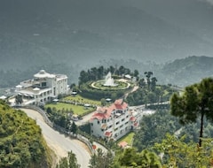 Hotel Club Mahindra Kandaghat (Shimla, India)