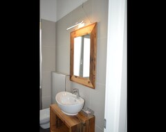 Hele huset/lejligheden Apartment In The Hills, In A Quiet And Sunny Location, With A Lake View (Ledro, Italien)