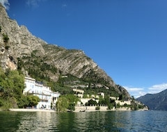 Hotel Villa Romantica (Limone sul Garda, Italy)