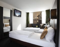 Centro Hotel Ayun Deluxe (Cologne, Germany)