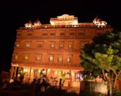 Otel Lilypool - The Heritage Jalmahal (Jaipur, Hindistan)