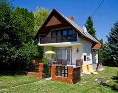 Koko talo/asunto Erika Apartmanhaz (Dombóvár, Unkari)