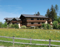 Khách sạn Hotel Edelweiss (Kitzbuehel, Áo)