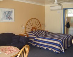Hotel Breeze Inn 13 Princes Highway, Ulladulla (Mollymook, Australia)