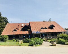 Khách sạn Hotel zum Forst (Kranzberg, Đức)