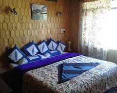 Resort/Odmaralište HOTEL HIMALAYAN DISCOVER RESORT (Pahalgam, Indija)