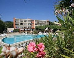 Hotel Club Le Capet (Sainte-Maxime, Fransa)