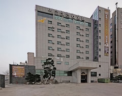 Hotel Eastern Tourist (Donghae, South Korea)
