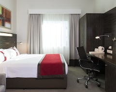 Holiday Inn Express Dubai, Internet City, An Ihg Hotel (Dubái, Emiratos Árabes Unidos)