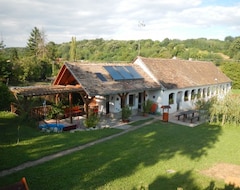 Otel Berki Porta Vendégház (Beled, Macaristan)