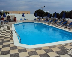 Khách sạn Romantic Spa Resort (Fira, Hy Lạp)