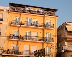Khách sạn Hotel Akti (Limenas - Thassos, Hy Lạp)