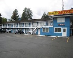 Hotel Round-Up Motel (Clinton, Canada)