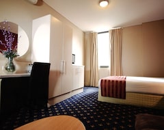 Khách sạn Hotel Coronation (Sydney, Úc)