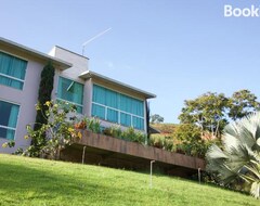 Entire House / Apartment Caparao Casa Lindissima (Alto Jequitibá, Brazil)