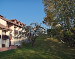 Hotel Am Lingelbach (Knüllwald, Germany)