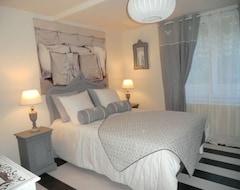 Khách sạn 2 Bedroom Apartment In The Drc (Giverny, Pháp)