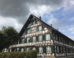 Khách sạn Gasthaus Zum Goldenen Kreuz (Rafz, Thụy Sỹ)