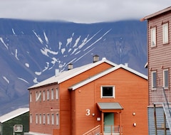 Nhà nghỉ Coal Miners' Cabins (Longyearbyen, Na Uy)