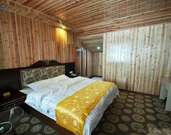 Hotel Deji Zangjia Inn (Jiuzhaigou, China)