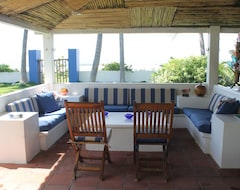 Casa/apartamento entero Beautiful Beachfront Villa - Family Friendly – Steps From The Ocean, Metalio (Acajutla, El Salvador)