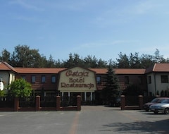 Hotel Ostoja (Pilawa, Poland)