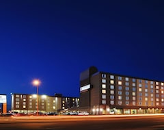 Khách sạn Pomeroy Hotel & Conference Centre (Grande Prairie, Canada)