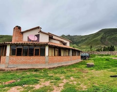 Entire House / Apartment Arcobaleno (Sucre, Peru)
