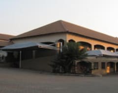Khách sạn Ivory Tusk Lodge (Tzaneen, Nam Phi)
