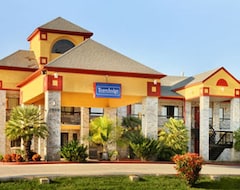 Pansiyon Quality Inn I-10 East near Frost Bank Center (San Antonio, ABD)