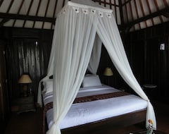 Hotel Resto Apung Kedisan & Bungalow (Kintamani, Indonesia)
