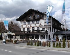 Khách sạn Hotel Schmied von Kochel (Kochel, Đức)