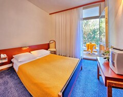 Hotel Medena Budget (Trogir, Kroatien)