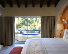 Resort Casa Velas Adults Only All Inclusive (Puerto Vallarta, Mexico)