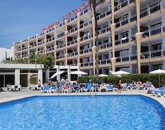 Căn hộ có phục vụ Roc Portonova Apartments (Palmanova, Tây Ban Nha)