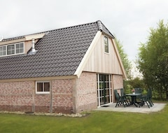 Toàn bộ căn nhà/căn hộ 12-Person Bungalow - Accessible+ In The Holiday Park Landal Orveltermarke - Rural Location (Midden-Drenthe, Hà Lan)