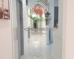 Hotel Pomodoro Bed (Castrovillari, Italy)