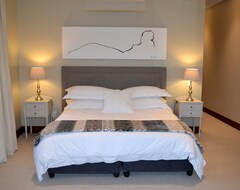Hotel Agincourt Country (Franschhoek, South Africa)