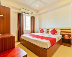 Hotel OYO 18604 Puthens Capitol Inn (Kottayam, India)