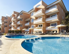Aparthotel Universal Apartamentos Laguna Garden (Canyamel, España)