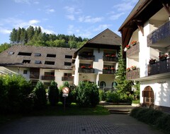 Khách sạn Berghotel Schwarzwaldblick (Triberg, Đức)