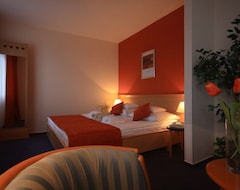 Hotelli Hotel Kikelet (Pécs, Unkari)