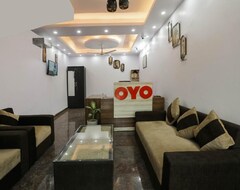 Hotelli OYO Red Velvet Rooms & Banquet (Faridabad, Intia)
